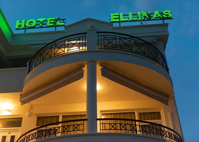 Отель Ellinas 2*