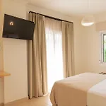 Ellinas Hotel 2*