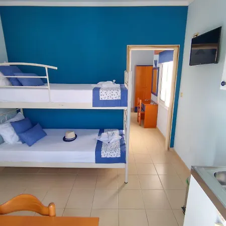 Aparthotel Ellinas 2*
