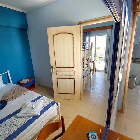 Aparthotel Ellinas 2*