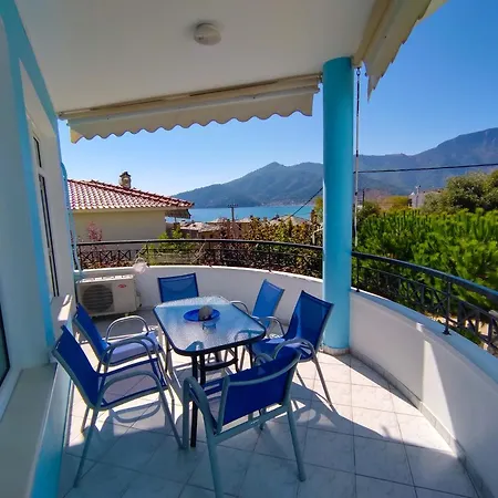 Ellinas Aparthotel 2*