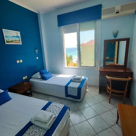 Ellinas Aparthotel 2*
