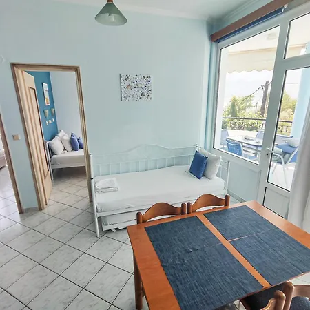 Ellinas Aparthotel 2*