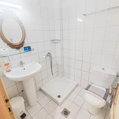 Aparthotel Ellinas