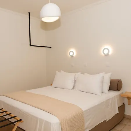 Aparthotel Ellinas 2*