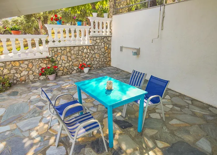 Ellinas Chrysi Ammoudia