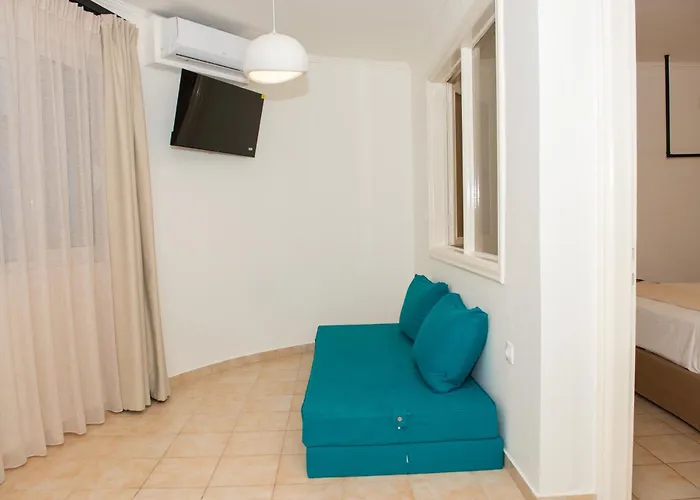 Ellinas Chrysi Ammoudia