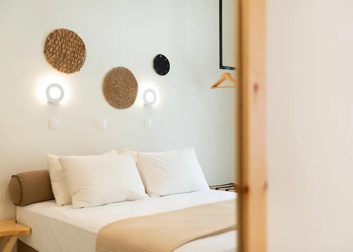 Hotel Ellinas 2*